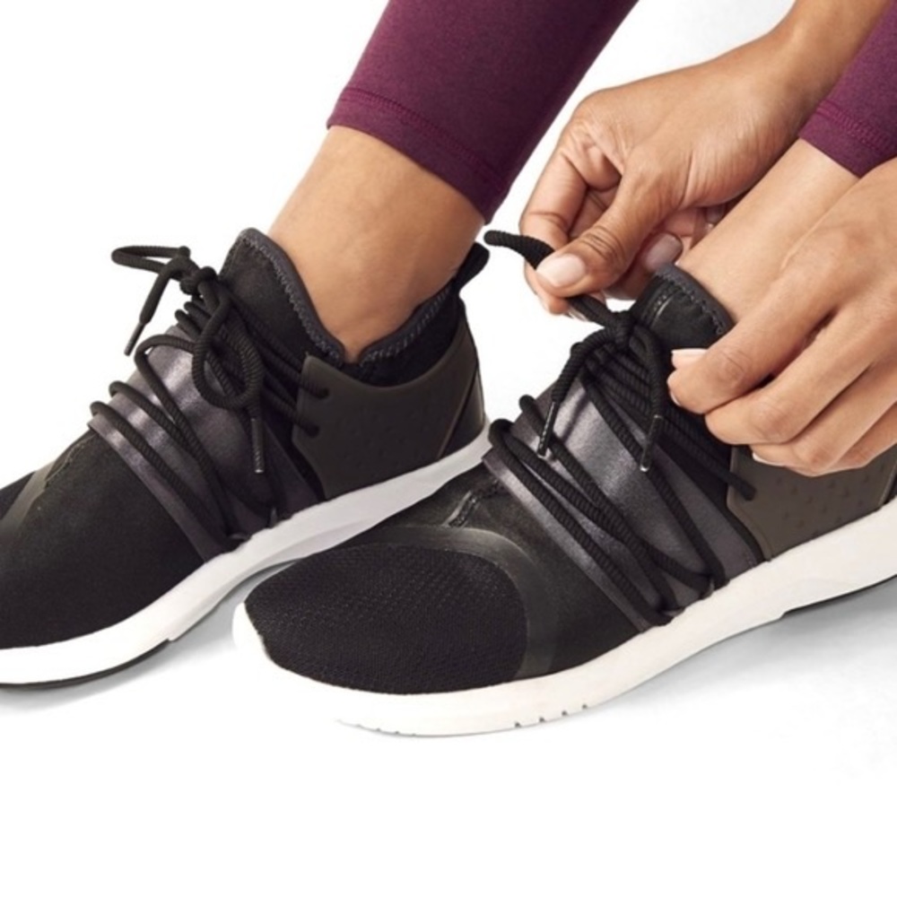 Fabletics Prismo Hightop Black Sneaker | Gym or Running Shoe